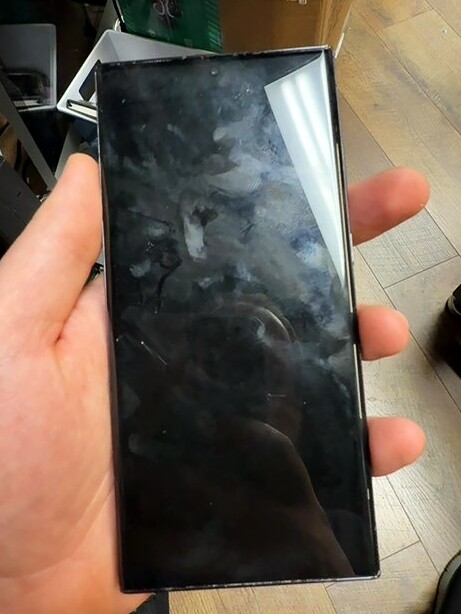 Samsung Galaxy S23 Ultra replacement display after service with protective film