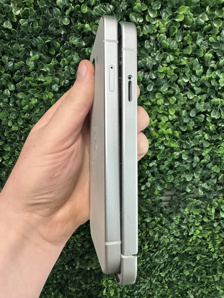 Pixel 9a, old frame vs finished