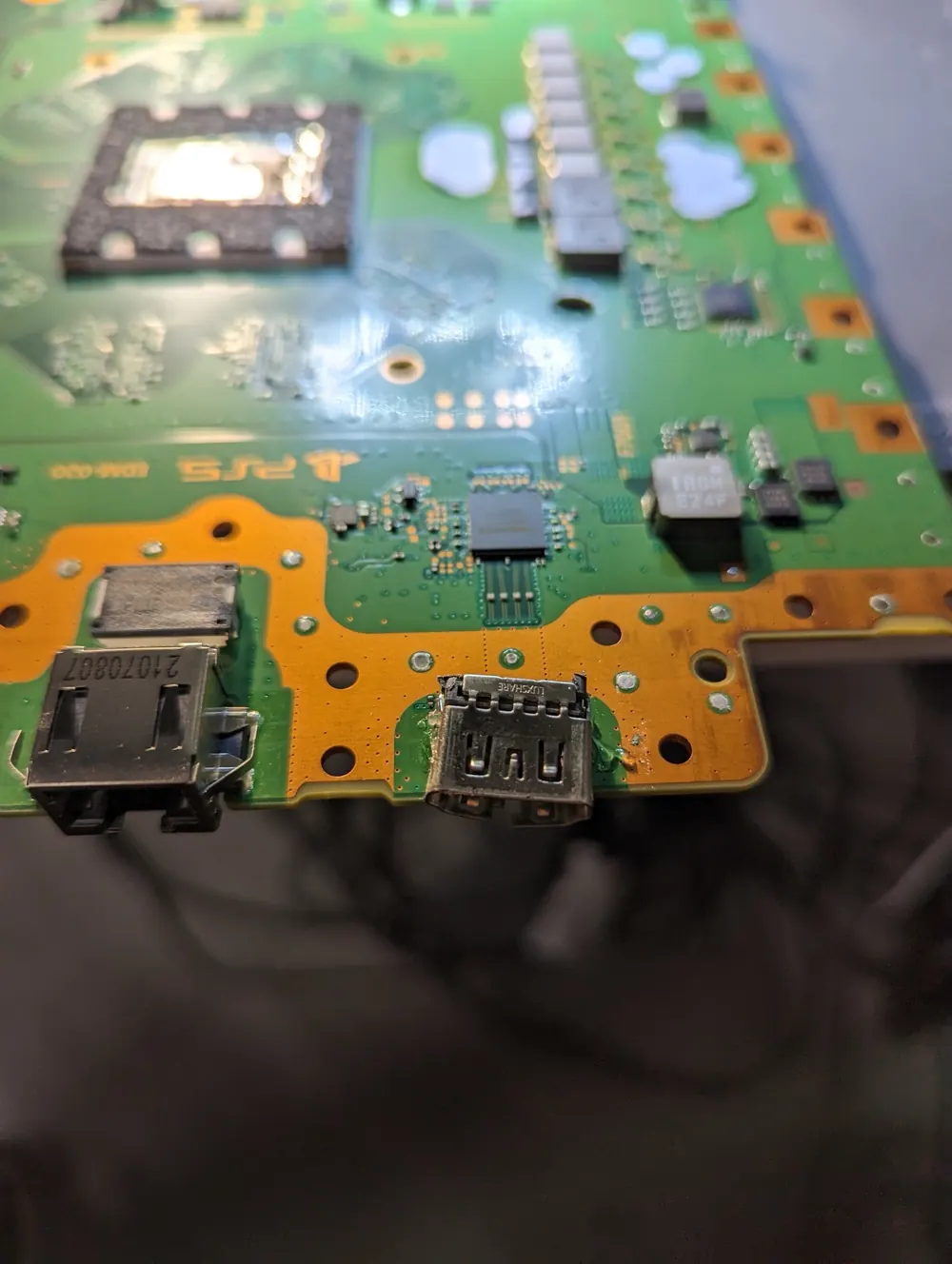 PS5 HDMI port, before and after before