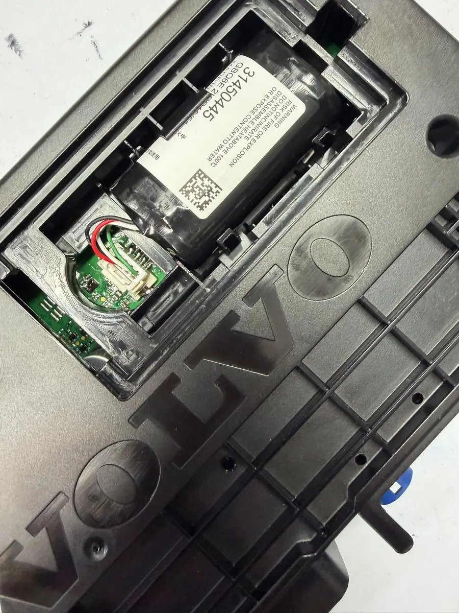 Volvo module battery terminal after
